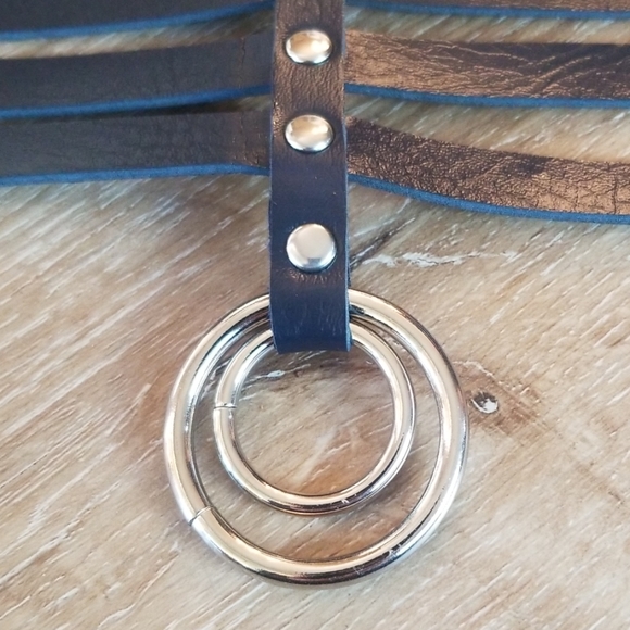 LEATHER CHOKER with Double Steel RinHalloween!. Great Halloween costume peice! - Picture 2 of 3